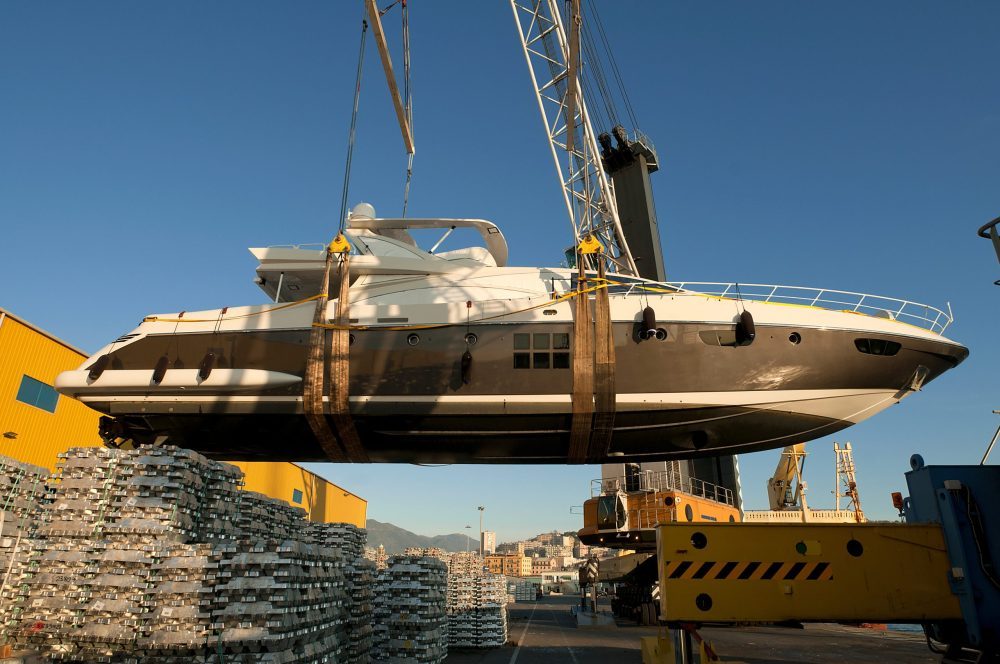 selecting-yacht-transport-company