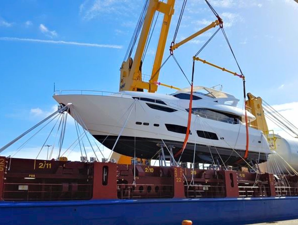 yacht transportation process